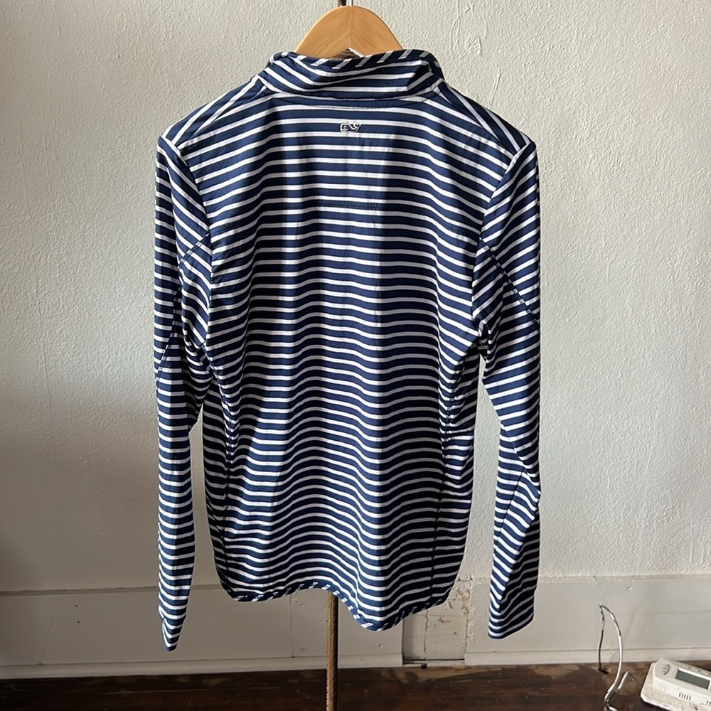 Vineyard Vines Sankaty Shep Shirt Size Medium - Picture 3 of 3